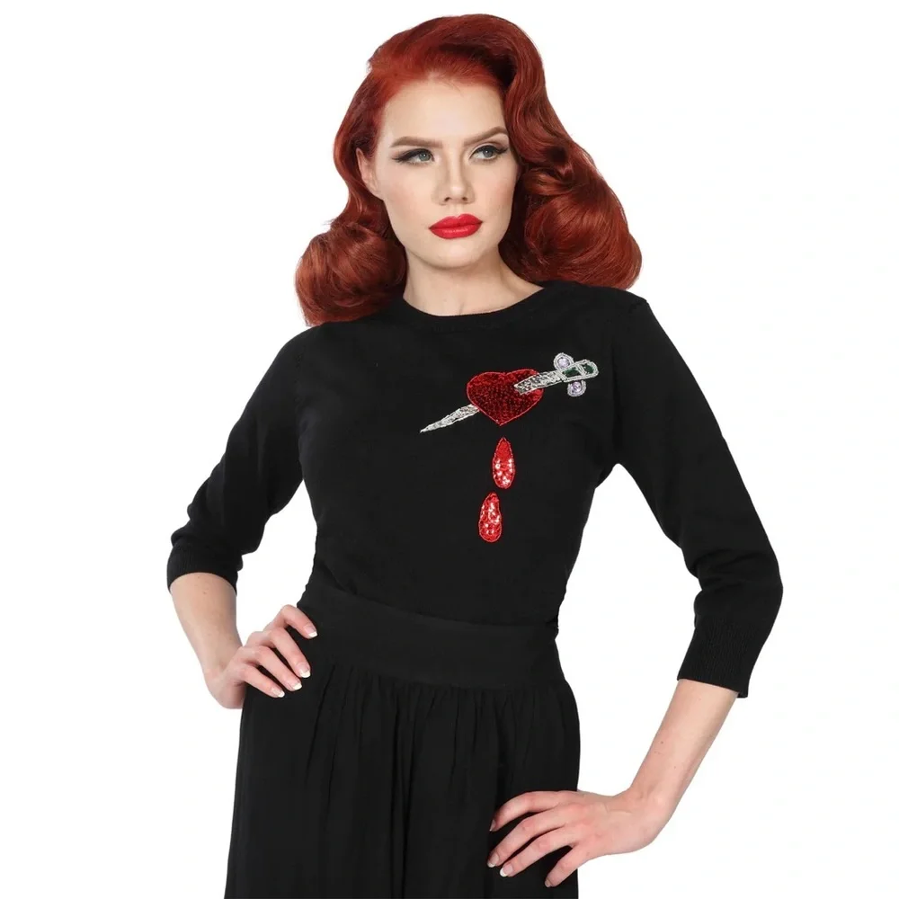 Nicolette Carlone Jezebel Heart & Dagger Sweater, Size M NWT - Picture 1 of 5